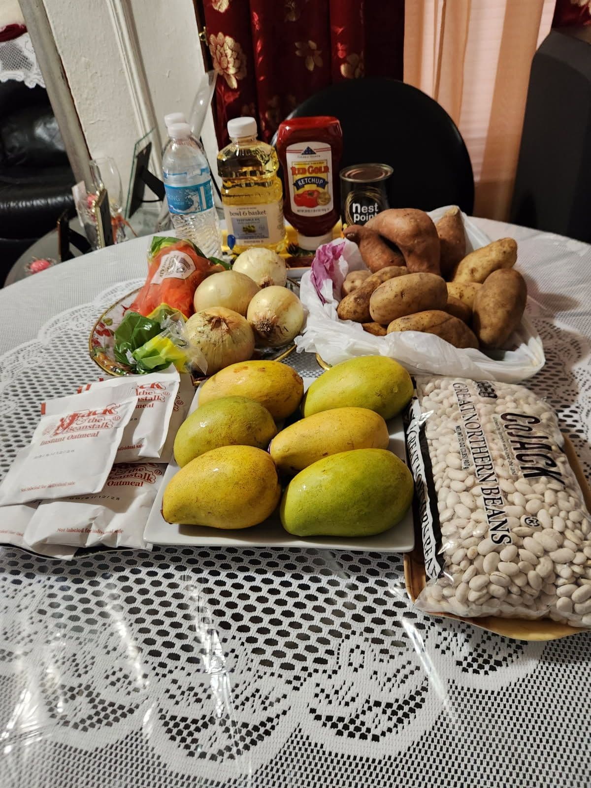 Feed item photo