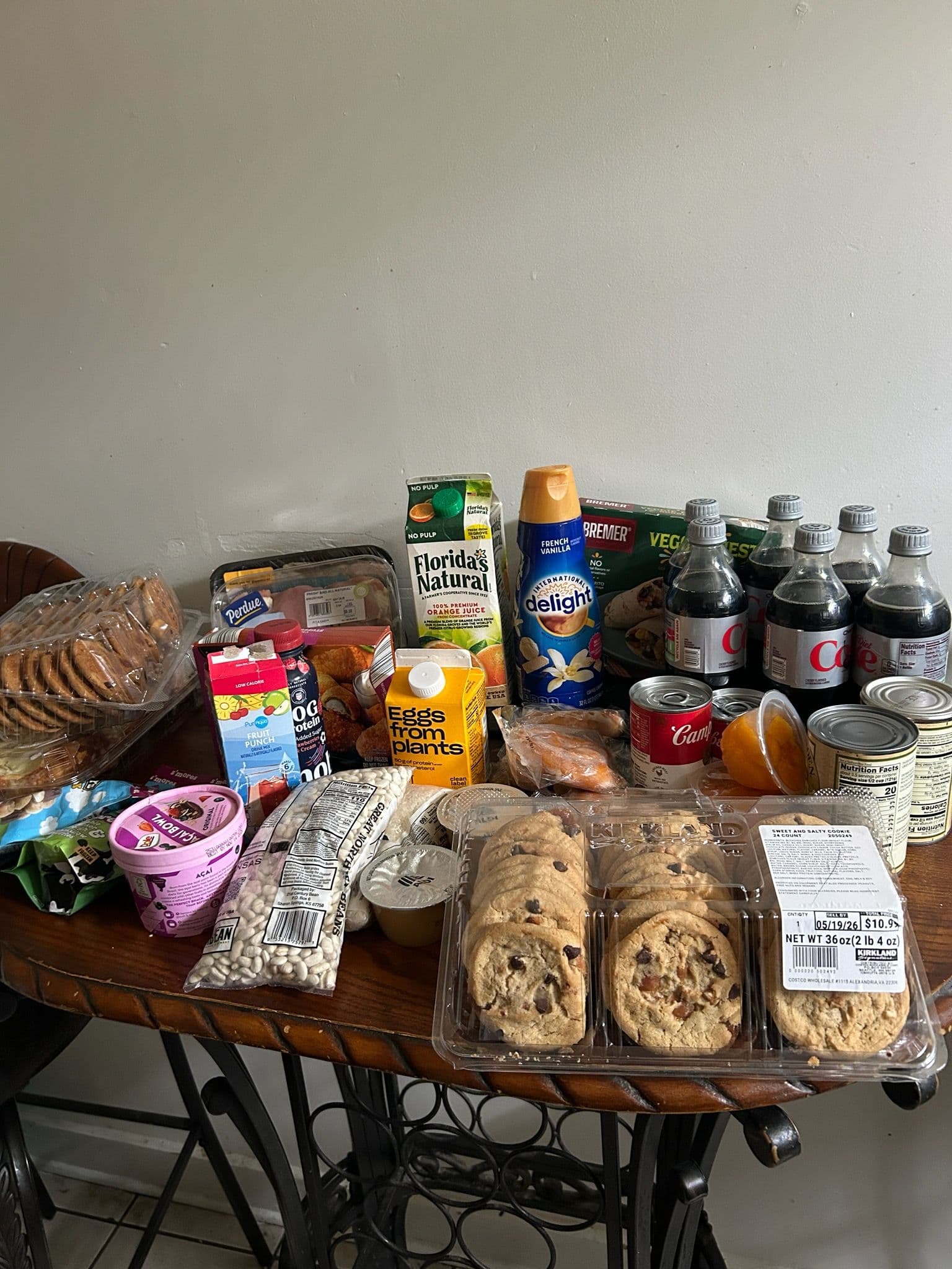 Feed item photo