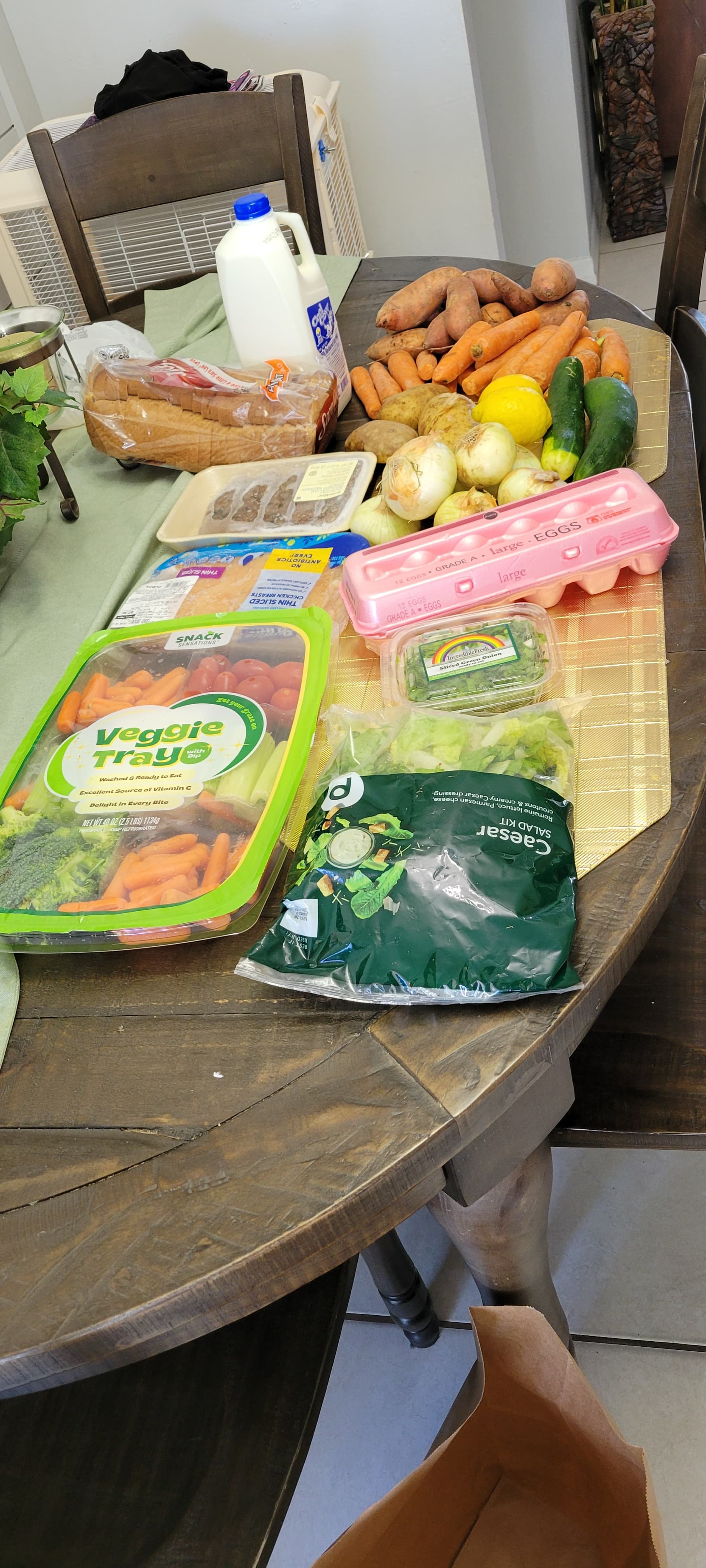 Feed item photo