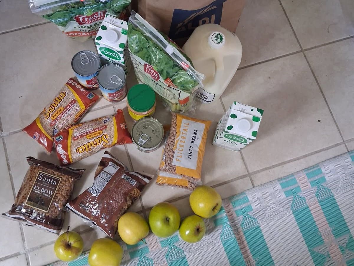 Feed item photo