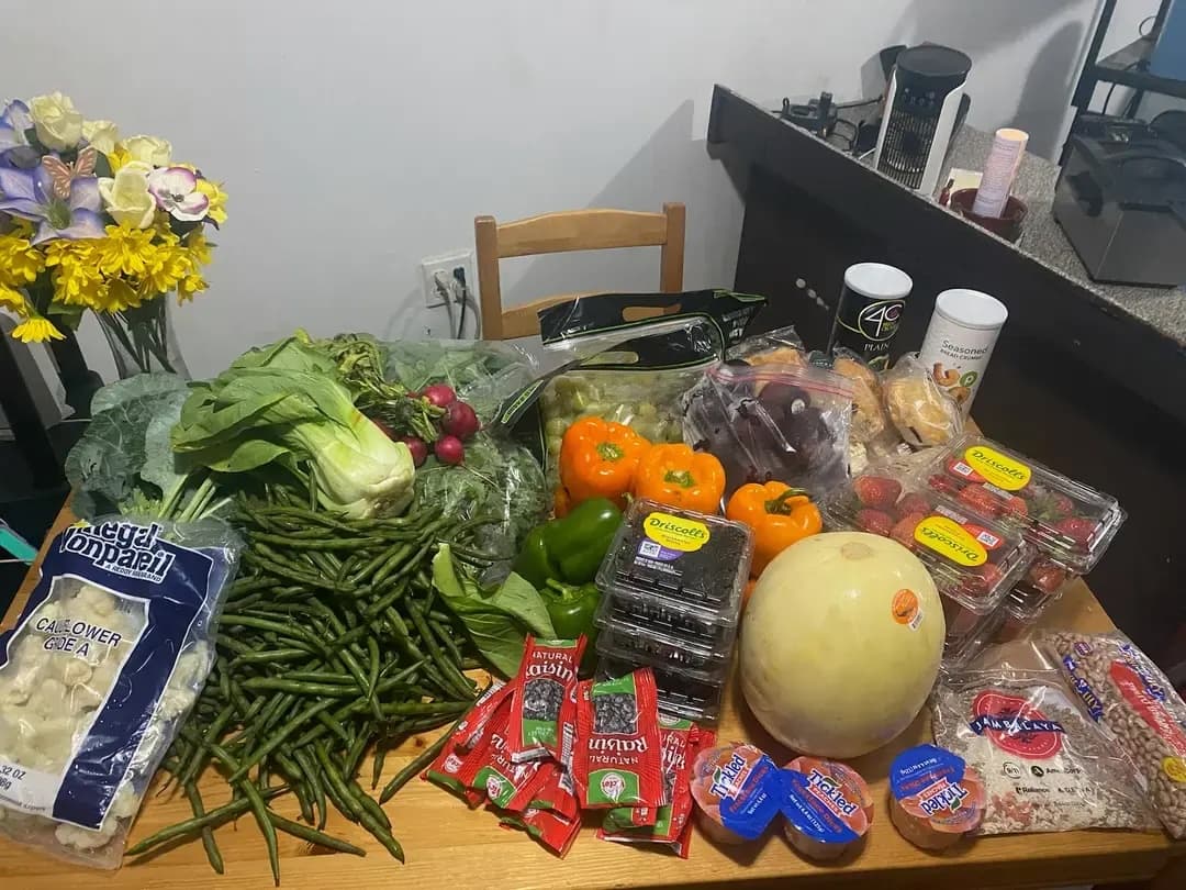 Feed Photo