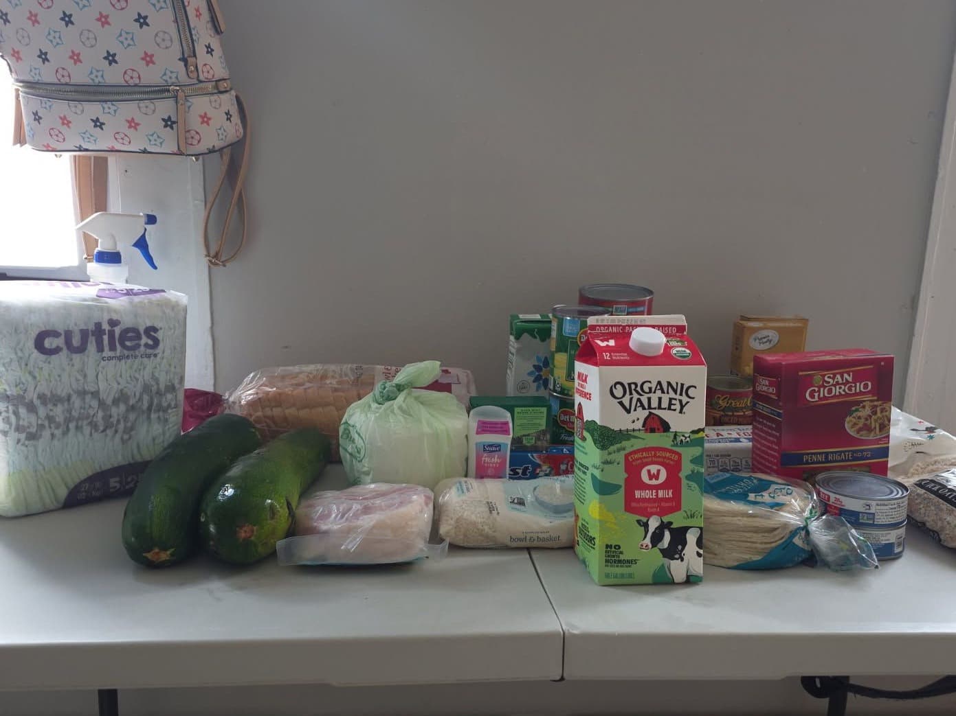 Feed item photo
