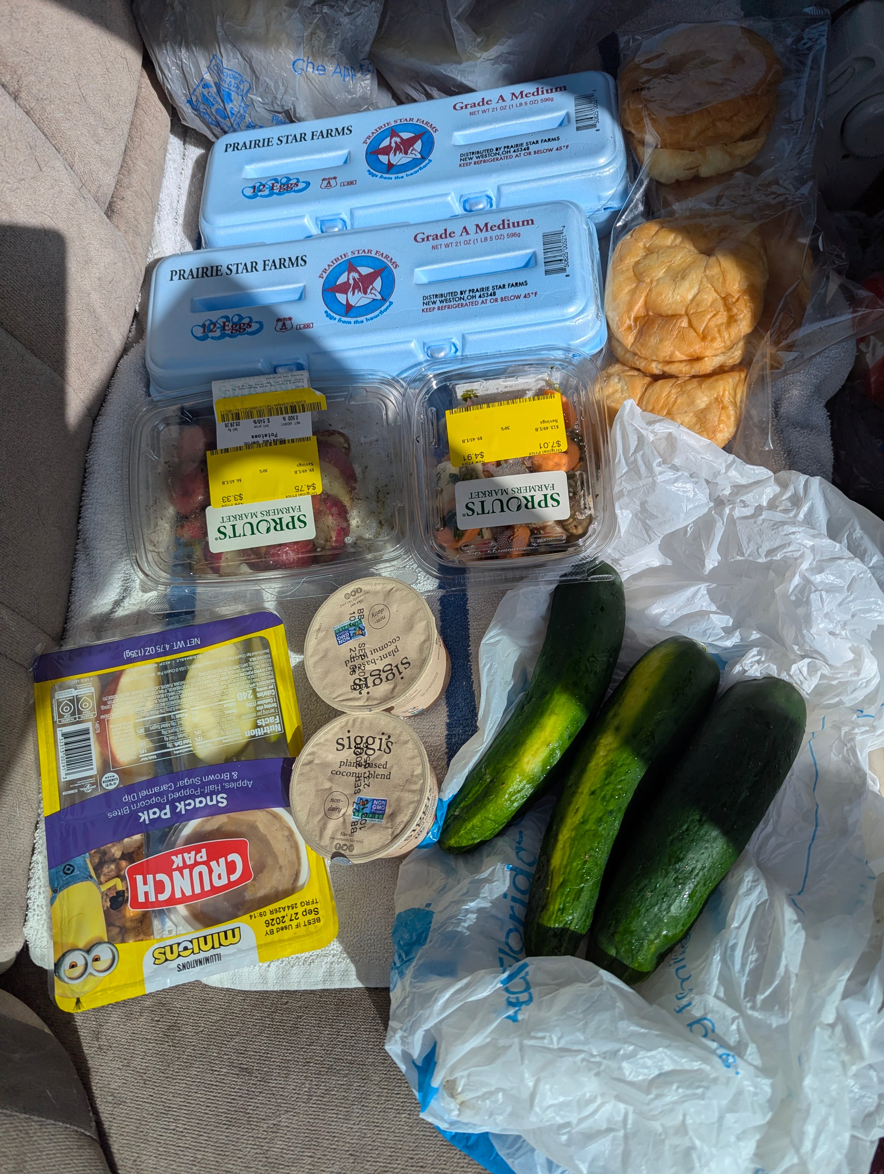 Feed item photo