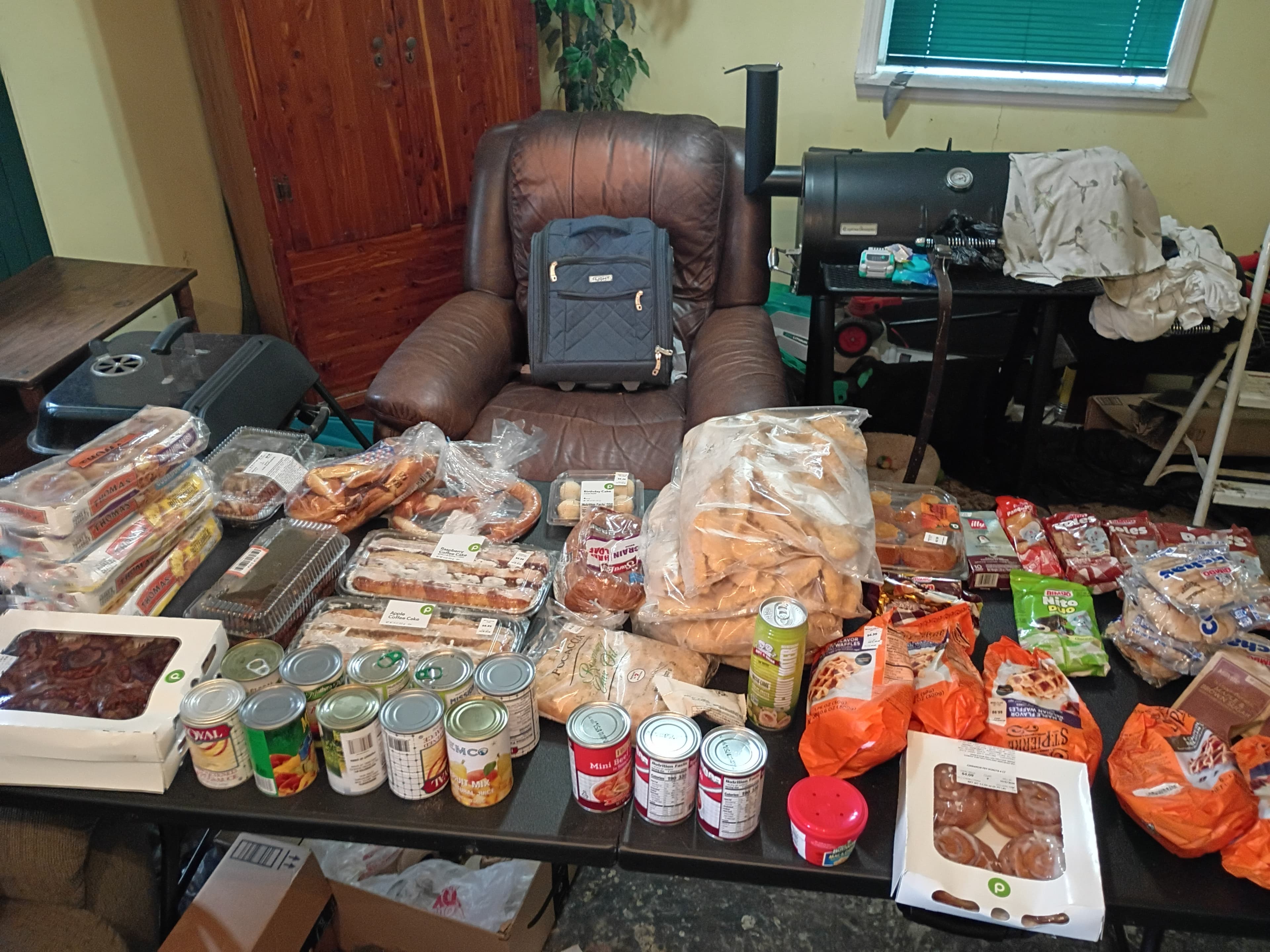 Feed item photo