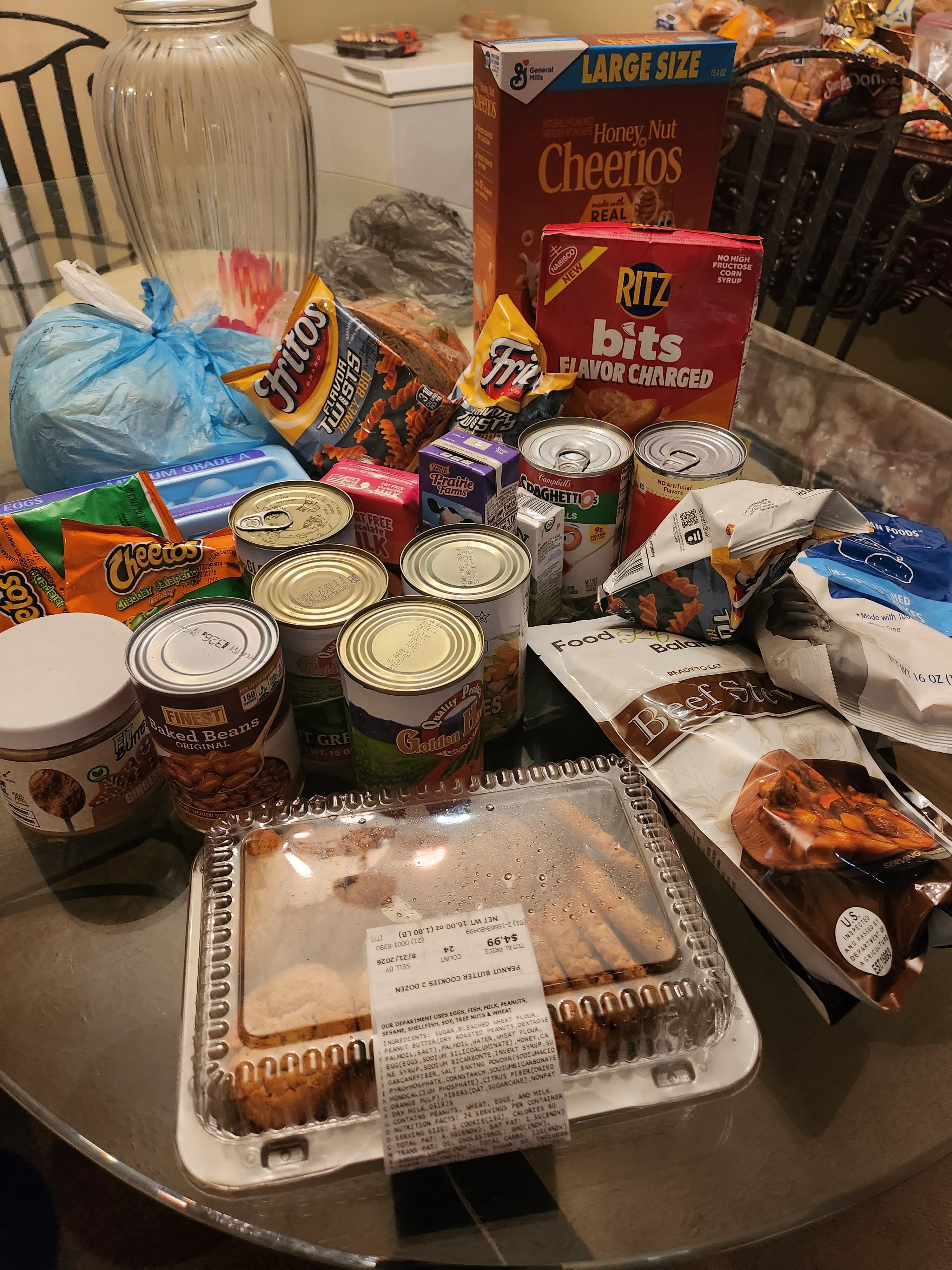 Feed item photo