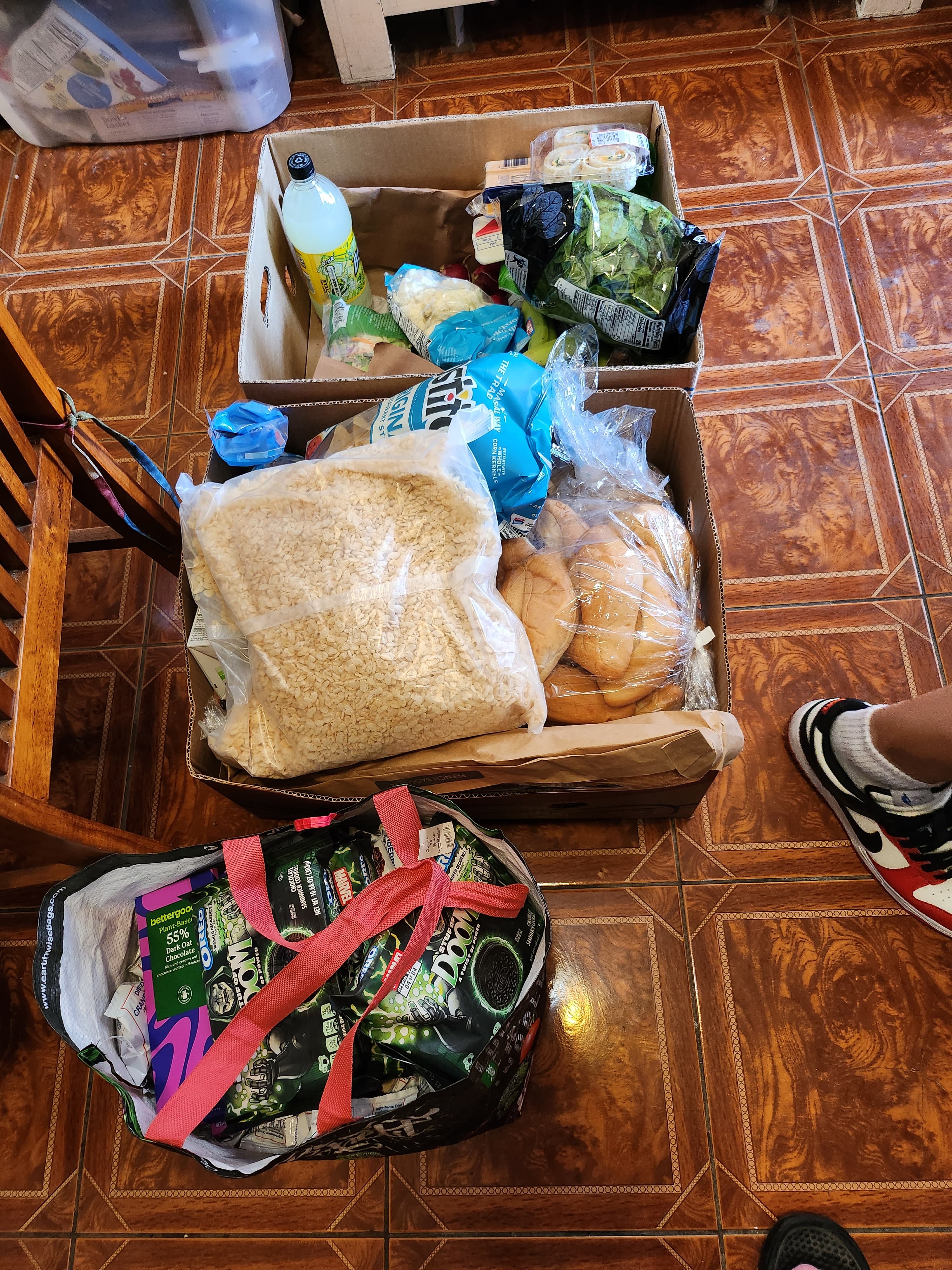 Feed item photo